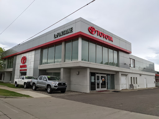 Car Dealer «LaFontaine Toyota», reviews and photos, 2027 S Telegraph Rd, Dearborn, MI 48124, USA