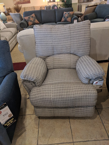 Furniture Store «Muenchens Furniture», reviews and photos, 5005 Cincinnati Brookville Rd, Hamilton, OH 45013, USA