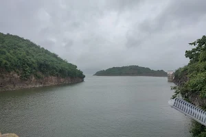 Yeleswaram Dam & Reservoir. image