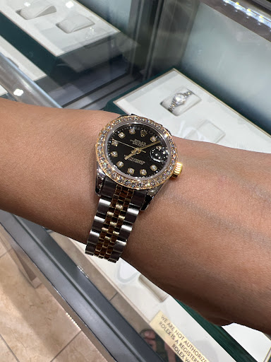 Jeweler «Benchmark Jewelers - The Parks at Arlington», reviews and photos, 3811 S Cooper St #1112, Arlington, TX 76015, USA