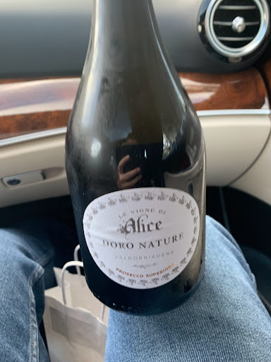 Wine Store «Swirl On Castro», reviews and photos, 572 Castro St, San Francisco, CA 94114, USA