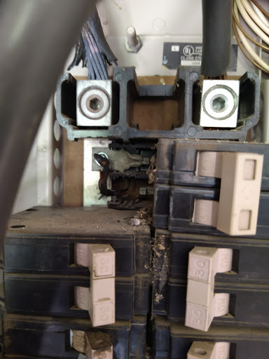 Electrician «Peerless Electric», reviews and photos, 1004 Highland Dr, Euless, TX 76040, USA