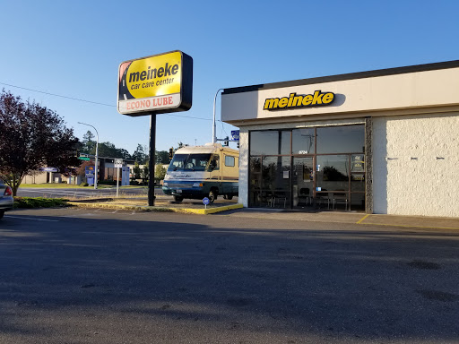 Auto Repair Shop «Meineke Car Care Center», reviews and photos, 8724 S Tacoma Way, Lakewood, WA 98499, USA