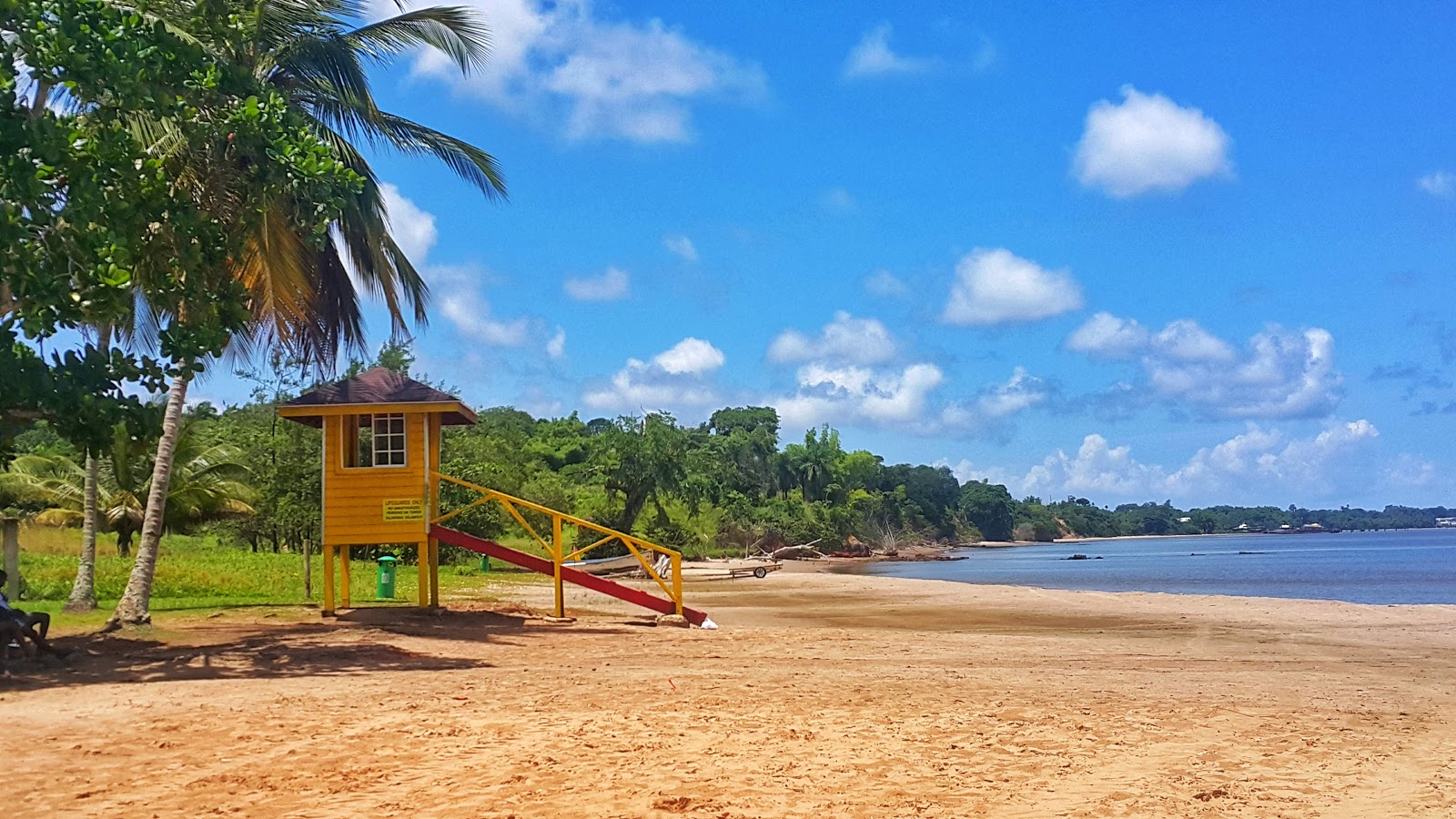 Foto de Vessigny beach con arena beige superficie