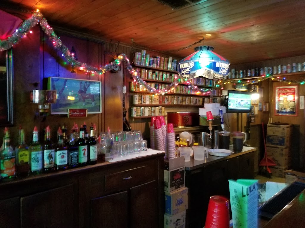 Lula's Tavern 65270