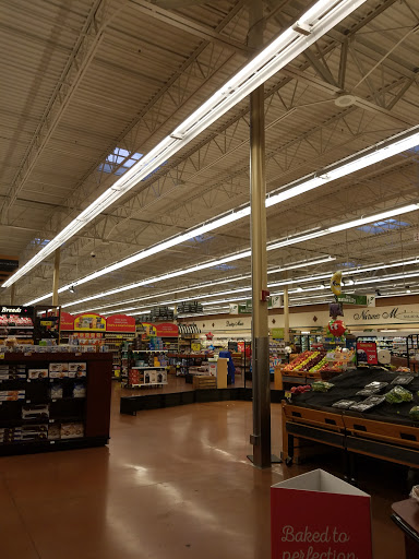 Grocery Store «Kroger», reviews and photos, 1001 Cherry St, Blanchester, OH 45107, USA