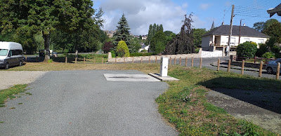 Aire Camping-Car Park à Ambrières-les-Vallées
