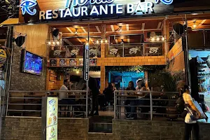 Horus Restaurante Bar image