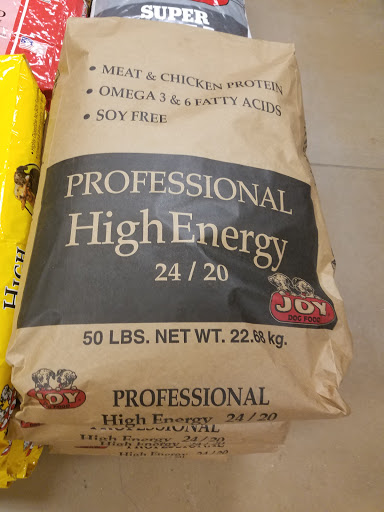 Animal Feed Store «Lavernia Country Store», reviews and photos, 13625 US-87, La Vernia, TX 78121, USA