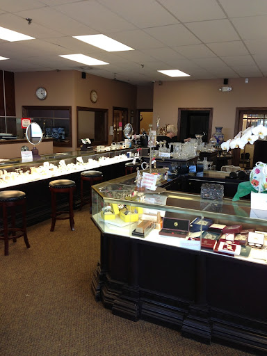 Jewelry Store «Jewelry & Coin Mart», reviews and photos, 757 W Golf Rd, Schaumburg, IL 60194, USA
