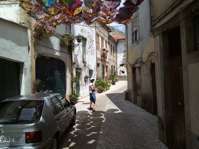 Despertar Com Siso: Alojamento Literário em Coimbra