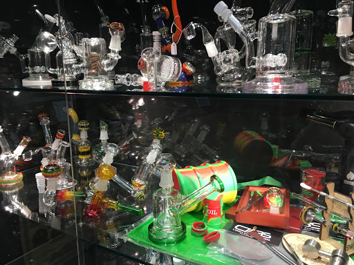 Vaporizer Store «The Discounted Shop- Hygeia Vape & Smoke Shop», reviews and photos, 1876 Pacific Coast Hwy, Lomita, CA 90717, USA