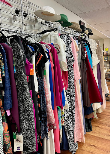 Thrift Store «Throw Back Thrift», reviews and photos, 1344 Easton Rd, Abington, PA 19001, USA