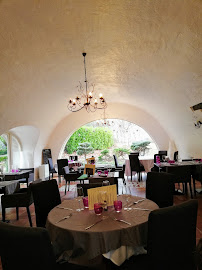 Atmosphère du Restaurant L'OUSTAOU à Château-Arnoux-Saint-Auban - n°18