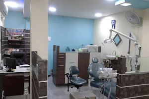 Sri Sowdambika Dental Clinic image