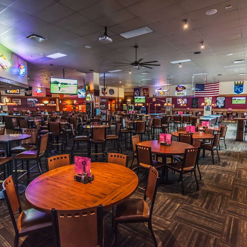 Brass Rail Sports Bar, Restaurant & Pool Hall