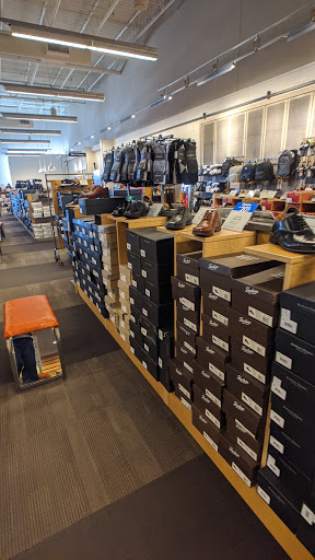 Shoe Store «DSW Designer Shoe Warehouse», reviews and photos, 11500 Burleigh St., Wauwatosa, WI 53222, USA