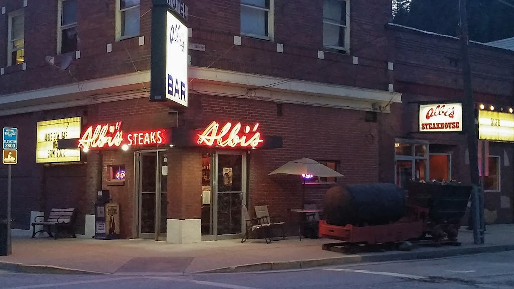 Albi's Gem Bar & Restaurant 83873