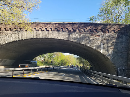 Ford Dealer «Pleasantville Ford», reviews and photos, 47 Pleasantville Rd, Pleasantville, NY 10570, USA