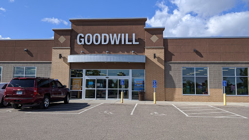 Thrift Store «Goodwill - Shakopee», reviews and photos, 4450 12th Ave E, Shakopee, MN 55379, USA