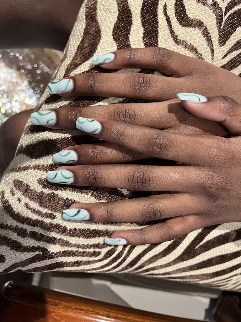 Beauty Tiffany Nail & Spa 19046