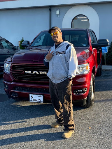 Jeep Dealer «Marlow Motor Company», reviews and photos, 707 N Commerce Ave, Front Royal, VA 22630, USA