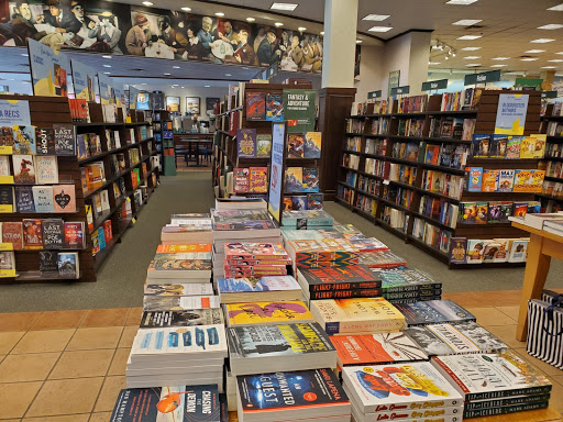 Book Store «Barnes & Noble», reviews and photos, 12193 Fair Lakes Promenade Dr, Fairfax, VA 22033, USA