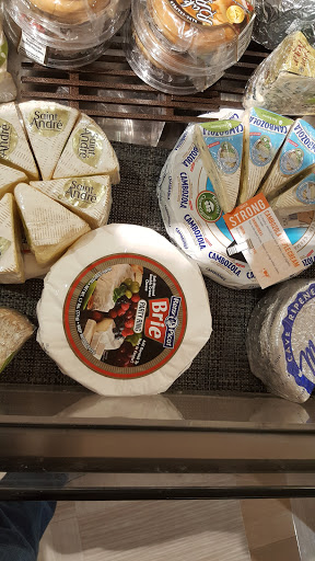 Grocery Store «Hen House Market», reviews and photos, 11721 Roe Ave, Leawood, KS 66211, USA