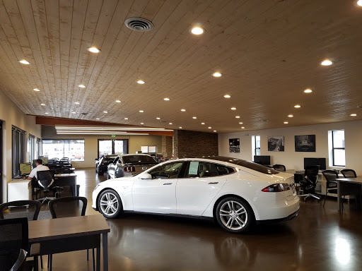 Used Car Dealer «Larson Motors», reviews and photos, 300 River Rd, Puyallup, WA 98371, USA