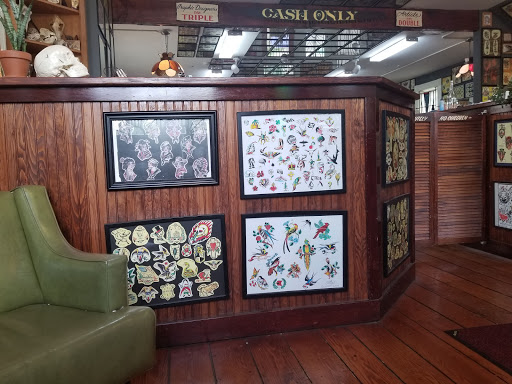 Tattoo Shop «Atlas Tattoo Studio», reviews and photos, 4543 N Albina Ave, Portland, OR 97217, USA