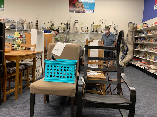 Beauty Supply Store «Sally Beauty», reviews and photos, 330 W Oregon Ave, Philadelphia, PA 19148, USA