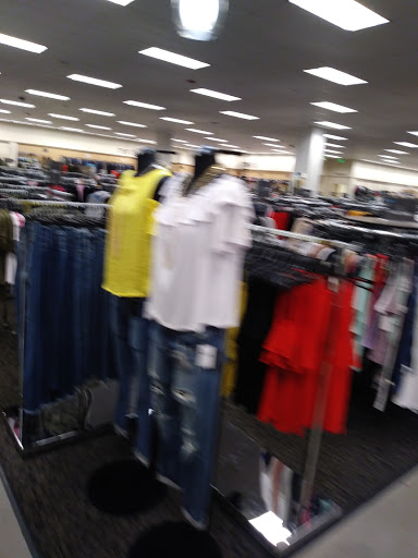 Department Store «Nordstrom Rack Towne Place at Garden State Park», reviews and photos, 951 Haddonfield Rd a, Cherry Hill, NJ 08002, USA