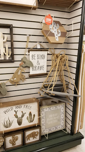 Craft Store «Hobby Lobby», reviews and photos, 8100 E Santa Ana Canyon Rd, Anaheim, CA 92808, USA