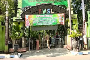 Taman Wisata Study Lingkungan Kota Probolinggo image