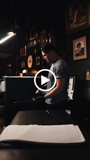 Tattoo Shop «Fallen Sparrow Tattoo Co», reviews and photos, 5049 W Irlo Bronson Memorial Hwy, Kissimmee, FL 34746, USA