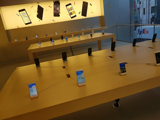 Computer Store «Apple Boylston Street», reviews and photos, 815 Boylston St, Boston, MA 02116, USA