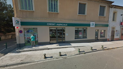 Crédit Agricole Alpes Provence Coustellet à Maubec