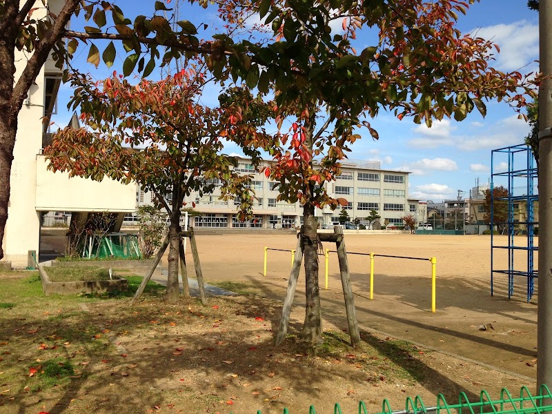 金沢市立米丸小学校