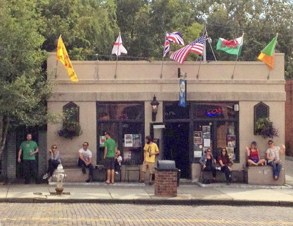 Duck & Dive Pub Wilmington, NC 28401, Reviews, Hours & Contact