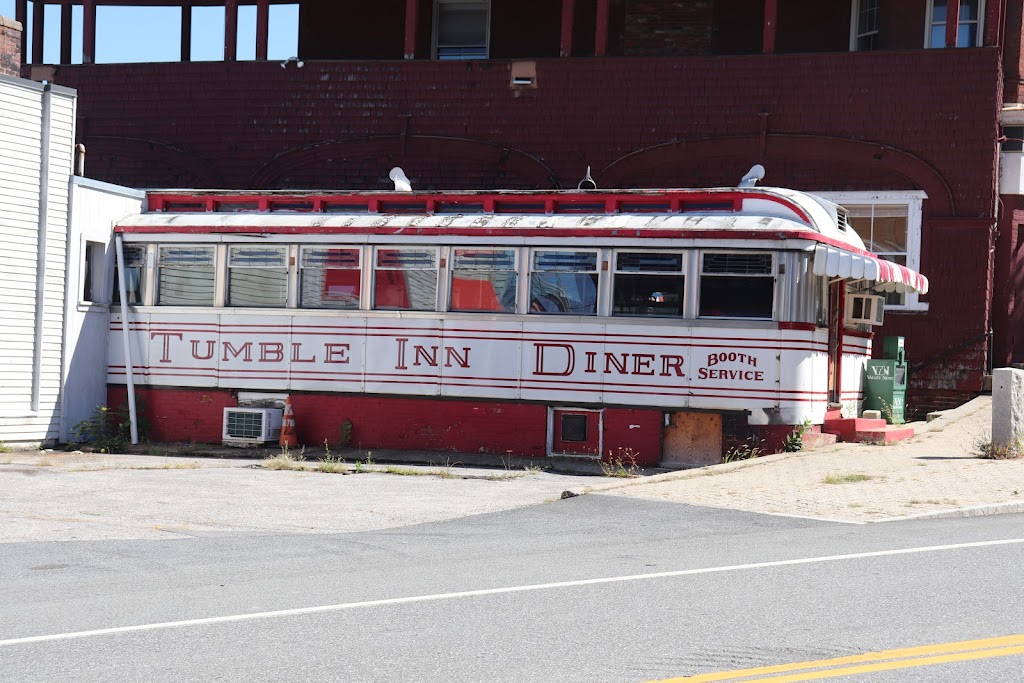 Tumble Inn Diner 03743
