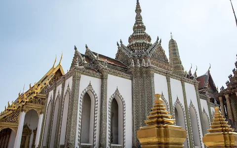 The Piman Rattaya Throne Hall image