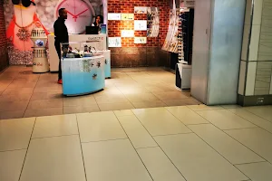 Swatch Johannesburg Sandton City Shopping Center image