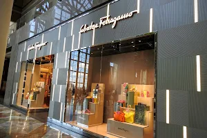 Salvatore Ferragamo Brookfield Place image