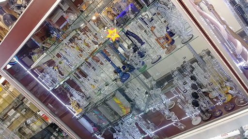 Tobacco Shop «Burien Smoke Shop», reviews and photos, 12822 Ambaum Blvd SW, Burien, WA 98146, USA