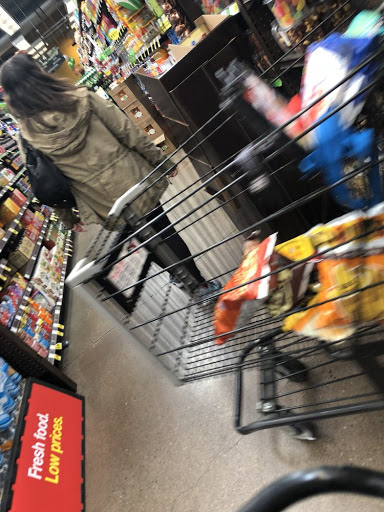 Grocery Store «Ralphs», reviews and photos, 5951 Del Amo Blvd, Lakewood, CA 90713, USA