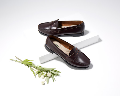 Shoe Store «Eastland Shoe Corporation», reviews and photos, 4 Meetinghouse Rd, Freeport, ME 04032, USA