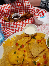 Photo n°31 de Holly's Diner Rennes à Cesson-Sévigné ()