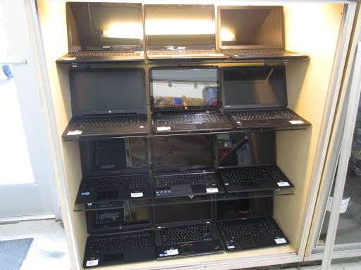 Pawn Shop «Money Market Pawn Shop», reviews and photos, 13607 SE Powell Blvd, Portland, OR 97236, USA