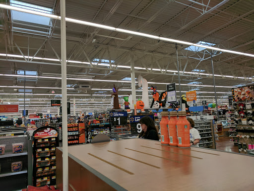 Discount Store «Walmart», reviews and photos, 6501 Veterans Memorial Pkwy, Crestwood, KY 40014, USA