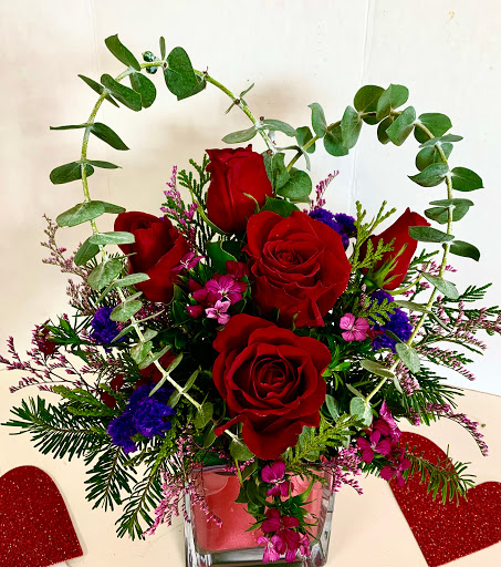 Florist «The Petal Pusher Floral Design», reviews and photos, 6 Elizabeth St, Derby, CT 06418, USA